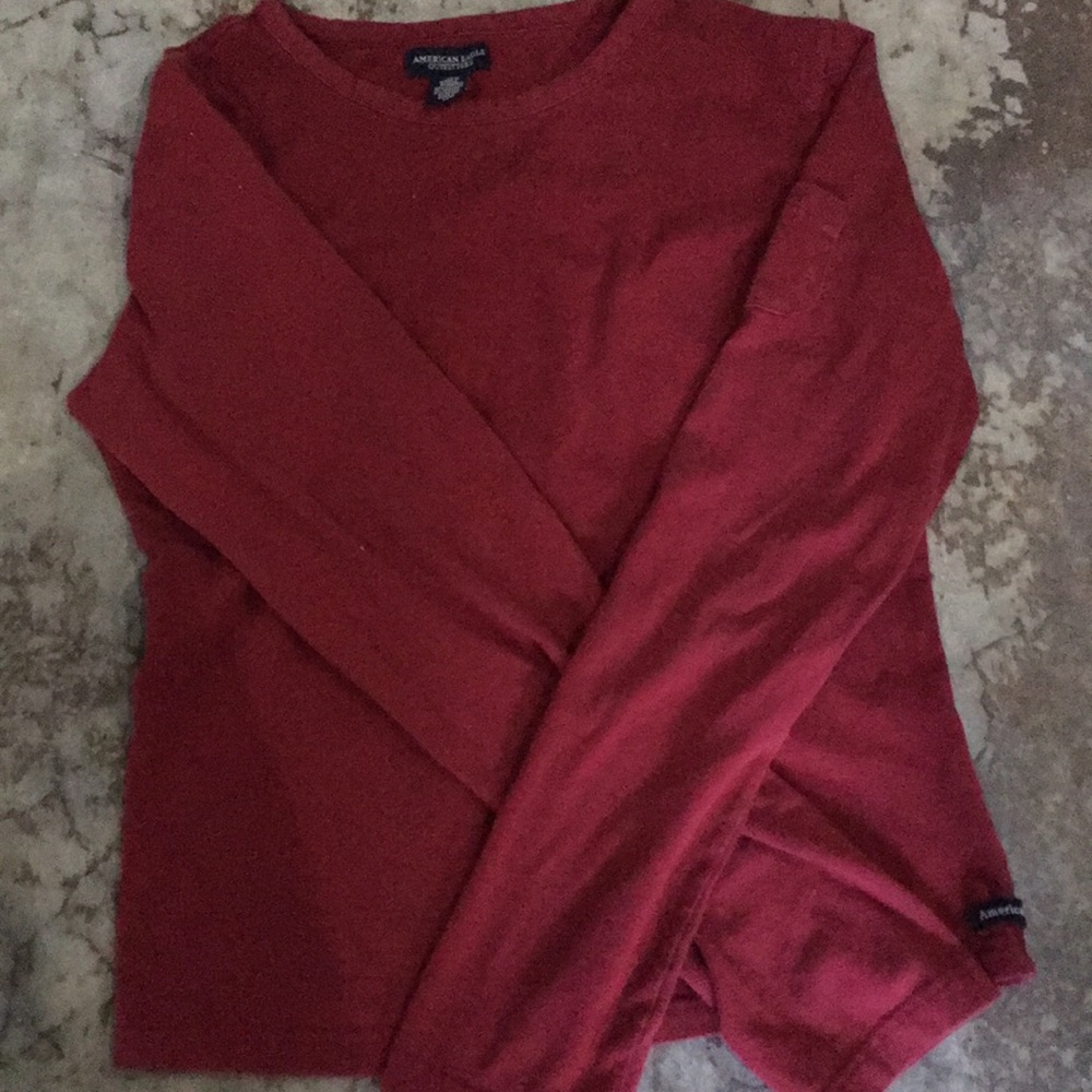 Red long sleeves shirt